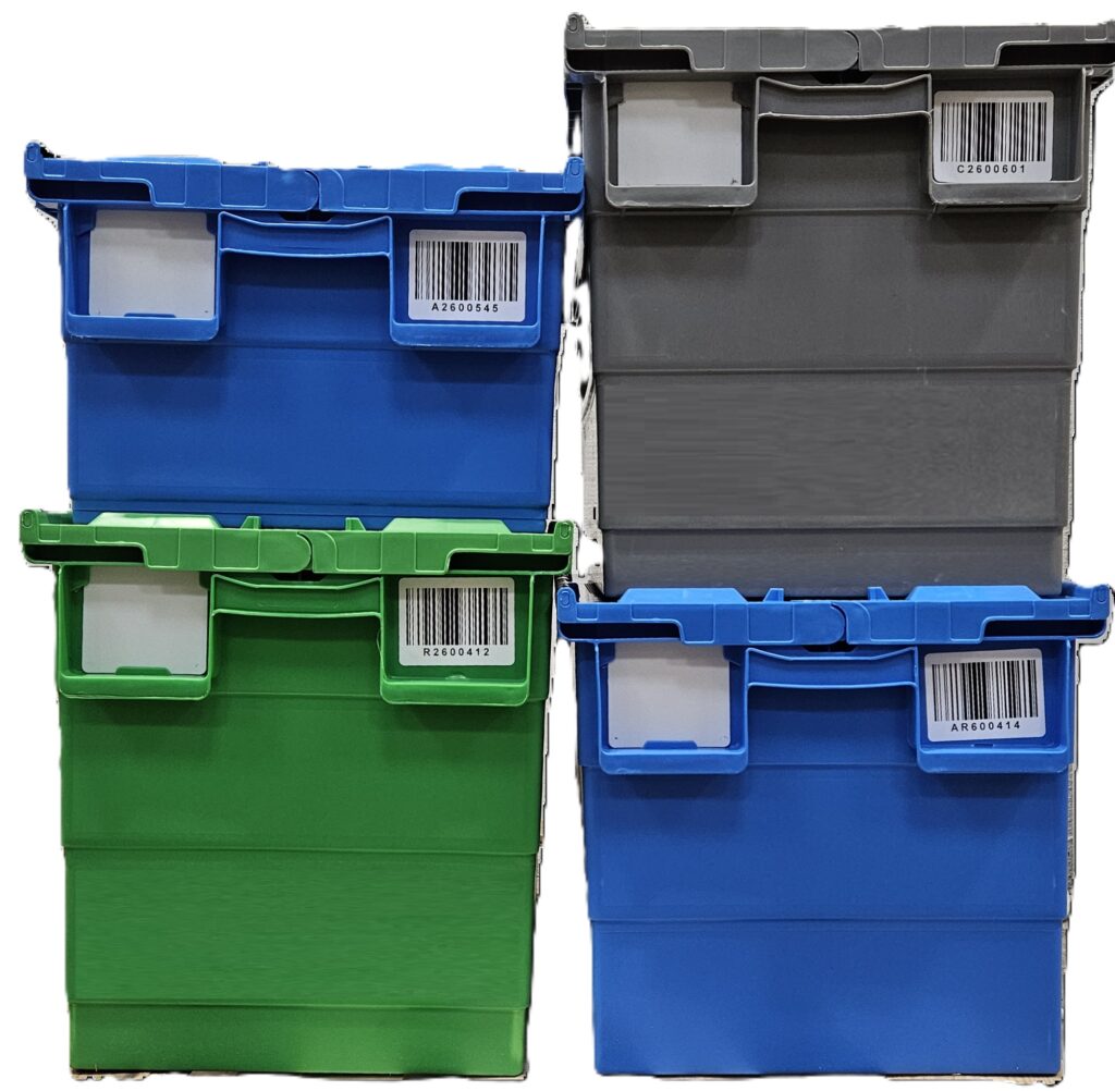 Caja de plástico encajable con tapas y Código de Barras
